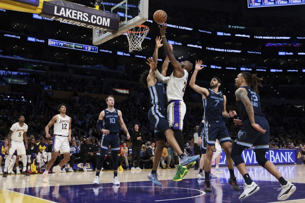 球场上的表 球场上的表