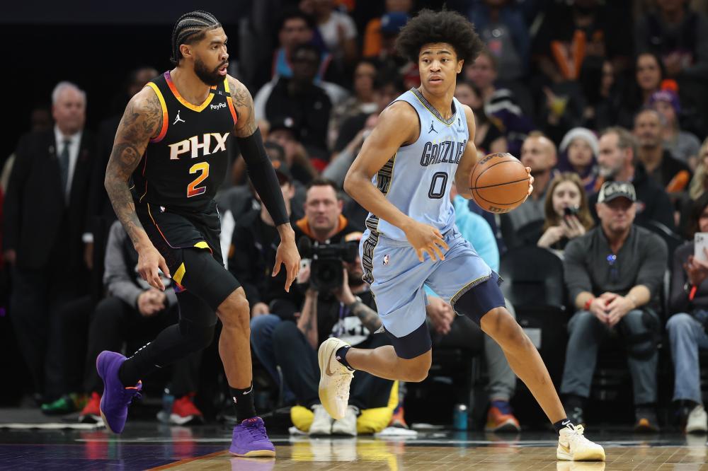 凭借他的 凭借他的